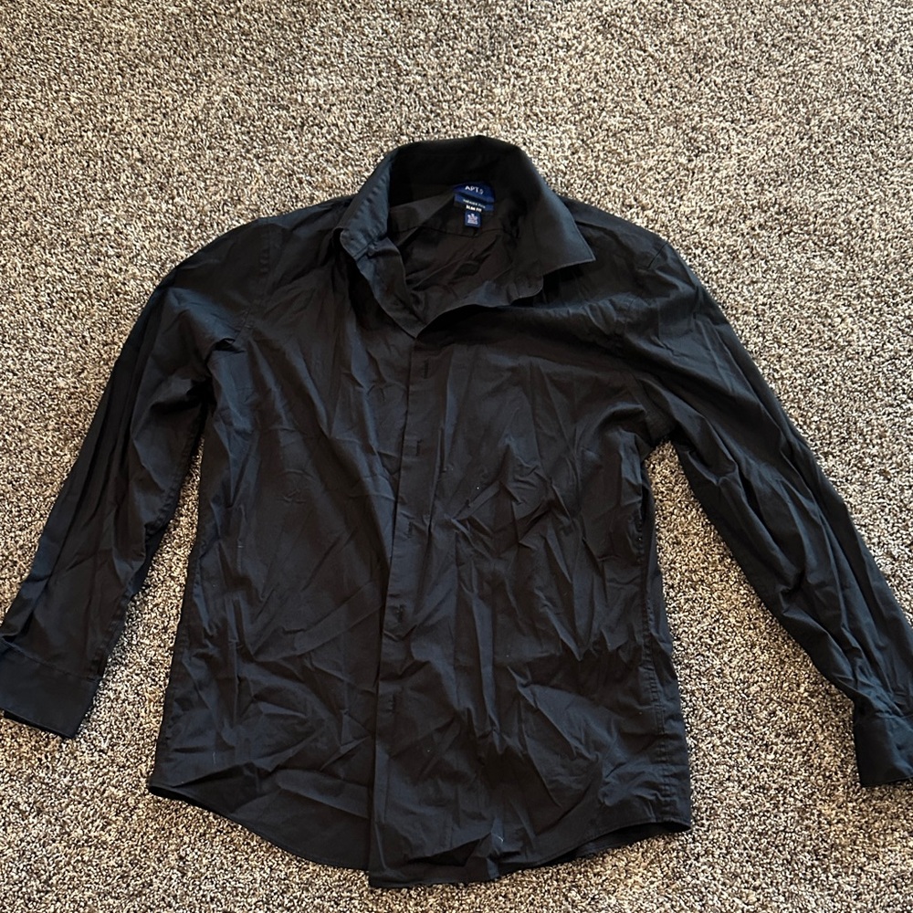 Men’s black dress shirt